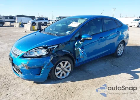 2013 Ford Fiesta Se z USA, uszkodzony, nr VIN 3FADP4BJ1DM225126